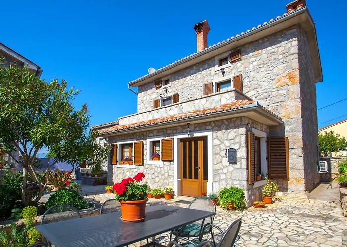 Country St Anton Villa
