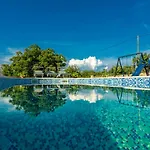 Country St Anton Malinska